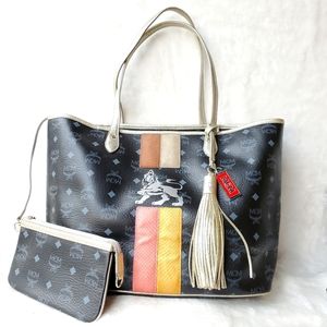 MCM Visetos Princess Lion Tote w/ pouch